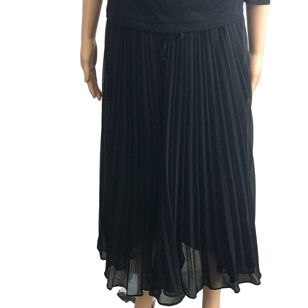 ZARA Black Pleated and Lined Crepe-Like Summer Maxi-Skirt Size Small